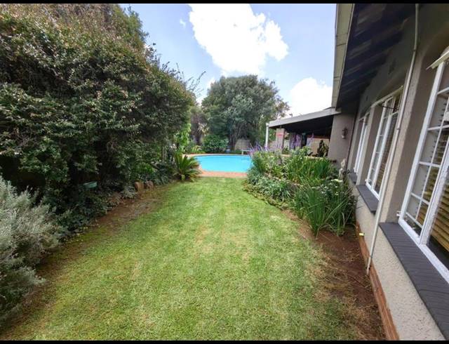 4 BEDROOM HOUSE FOR SALE IN VANDERBIJLPARK SE 6